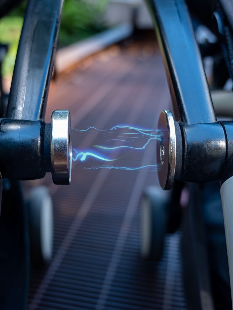 Calilou Zen magnetic connectors for yoyo strollers - Image 2